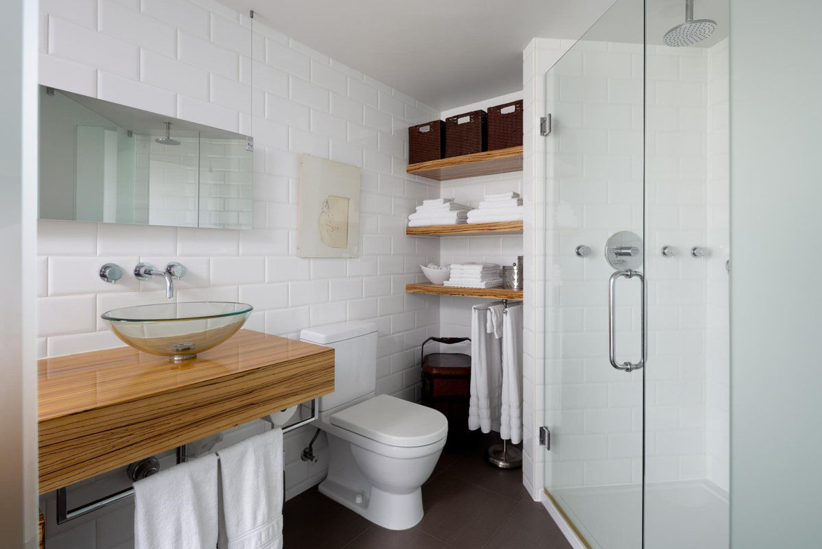 Garage Interior Photo of 401 988 Richards Street, Vancouver, BC