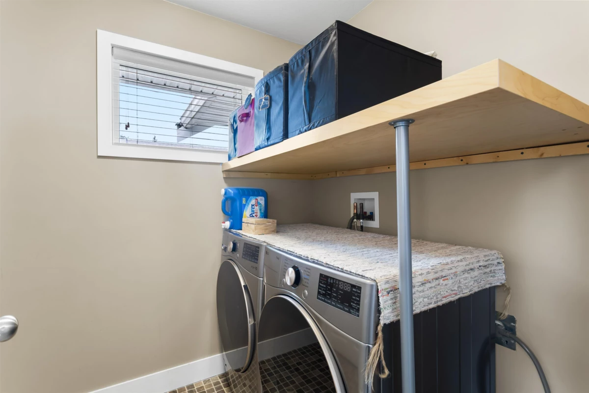 Garage Interior Photo of 3 34130 Old Yale Road, Abbotsford, BC