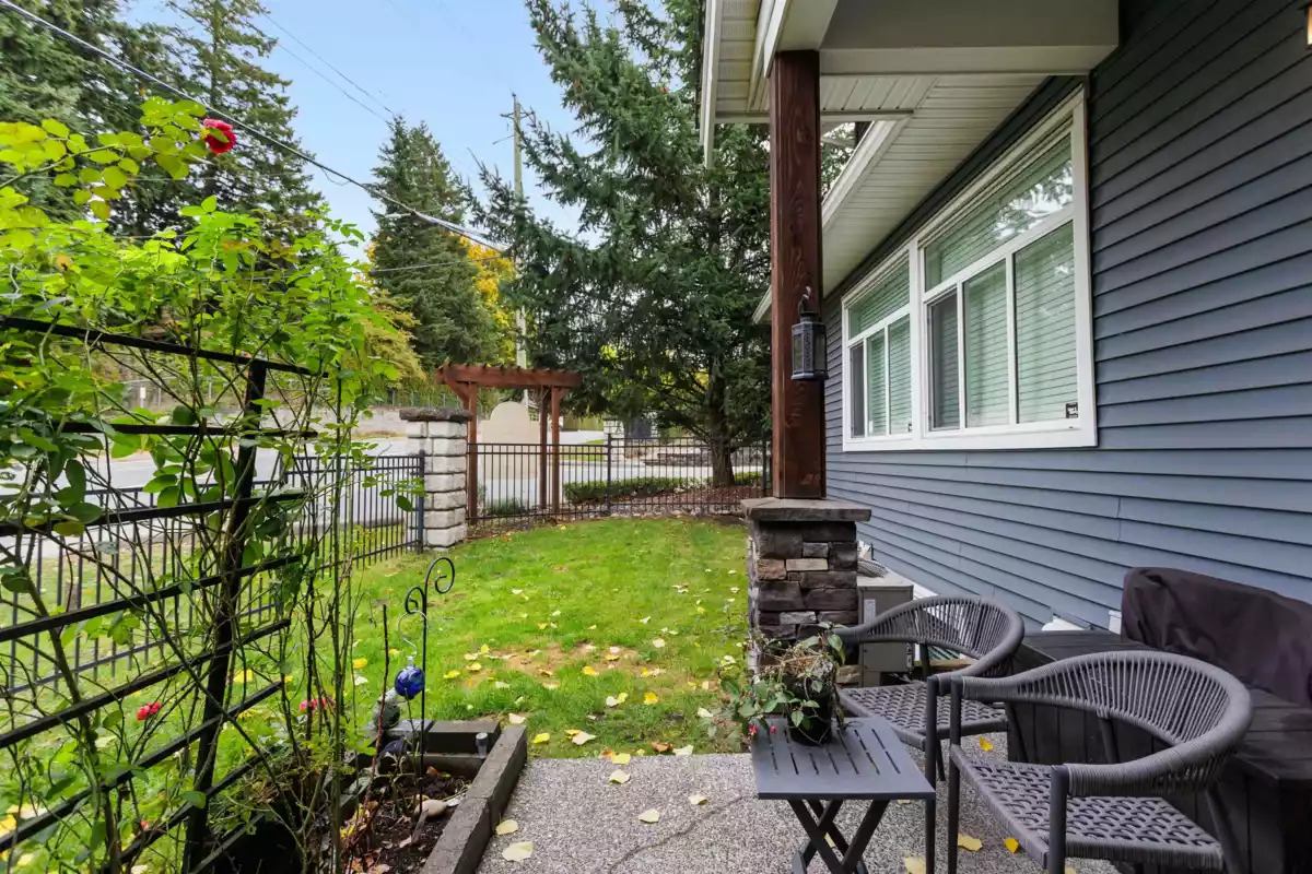 Garden / Landscaping Photo of 3 34130 Old Yale Road, Abbotsford, BC