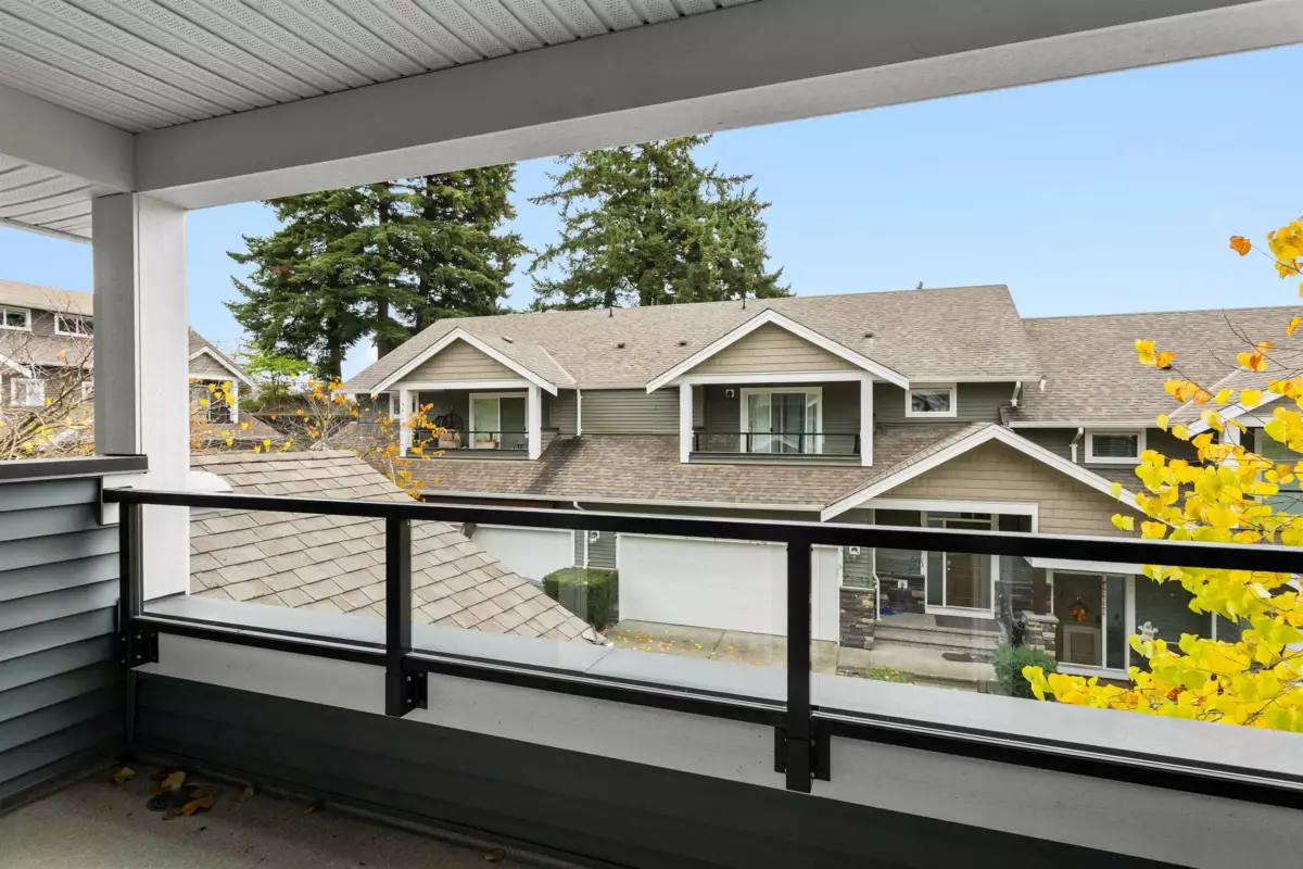Hallway Photo of 3 34130 Old Yale Road, Abbotsford, BC