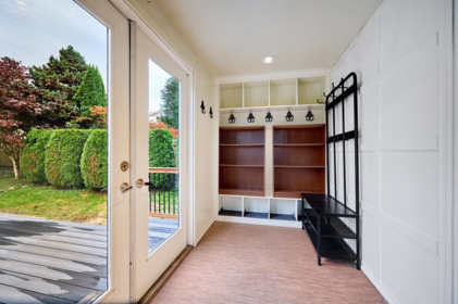Mudroom Photo of 102 Durham Street, New Westminster, BC