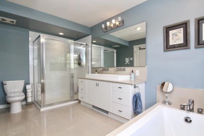 Guest Bathroom Photo of 14 19490 Fraser Way, Pitt Meadows, BC