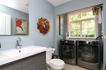 Primary Bathroom Photo of 14 19490 Fraser Way, Pitt Meadows, BC