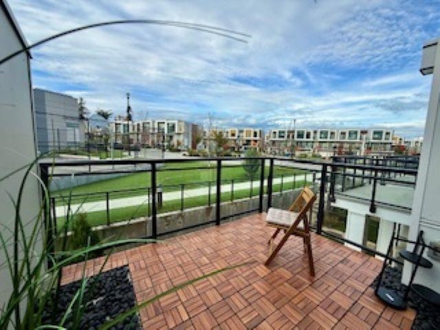 Exterior Rear Photo of 463 46150 Thomas Road, Chilliwack, BC