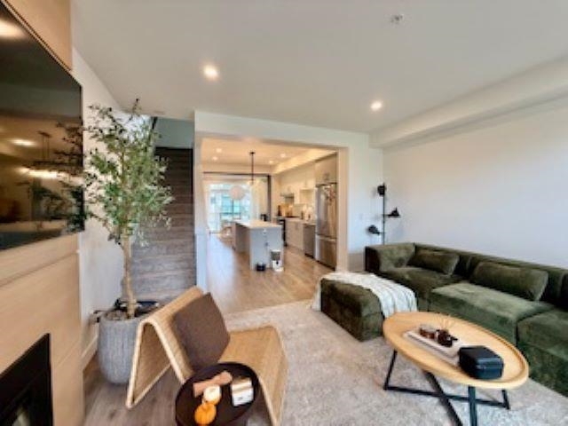 Mudroom Photo of 463 46150 Thomas Road, Chilliwack, BC