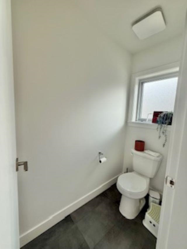 Walk-In Closet Photo of 463 46150 Thomas Road, Chilliwack, BC