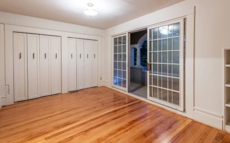 Mudroom Photo of 2243 W 5th Avenue, Vancouver, BC