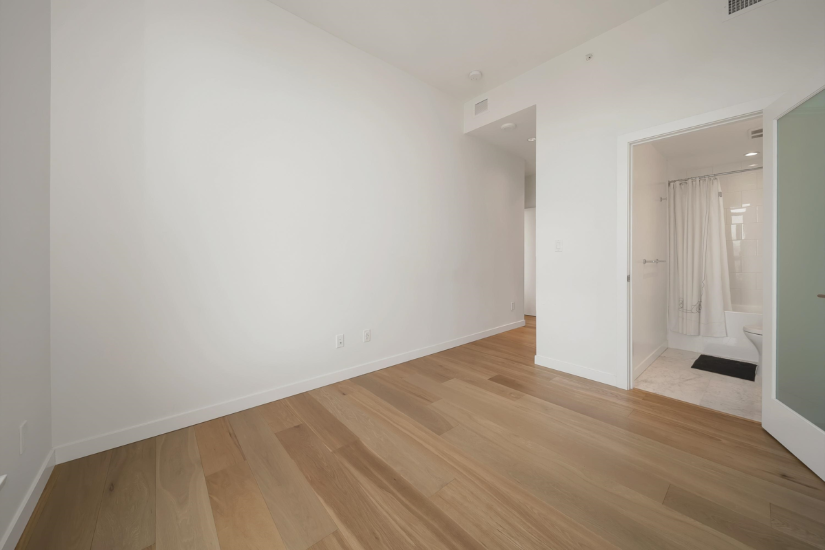 Bedroom 4 Photo of 3705 13438 Central Avenue, Surrey, BC