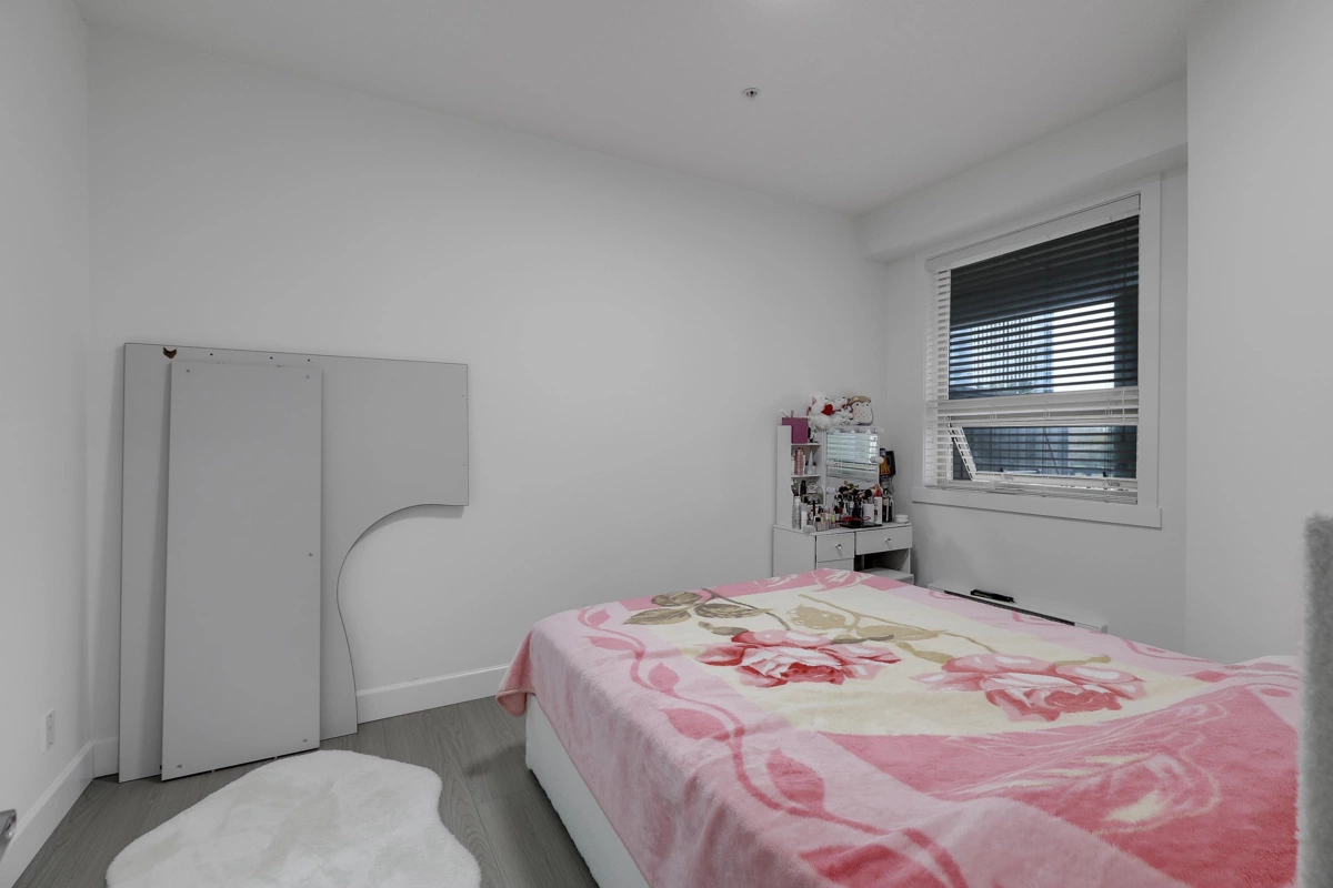 Bedroom 3 Photo of 204 13897 Fraser Highway, Surrey, BC