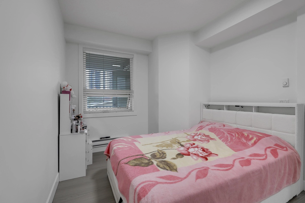 Guest Bathroom Photo of 204 13897 Fraser Highway, Surrey, BC