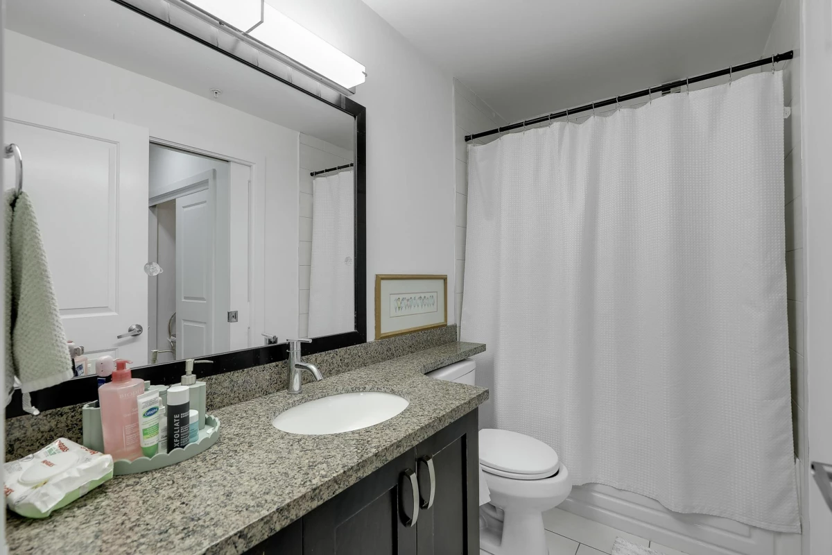 Loft / Bonus Room Photo of 204 13897 Fraser Highway, Surrey, BC