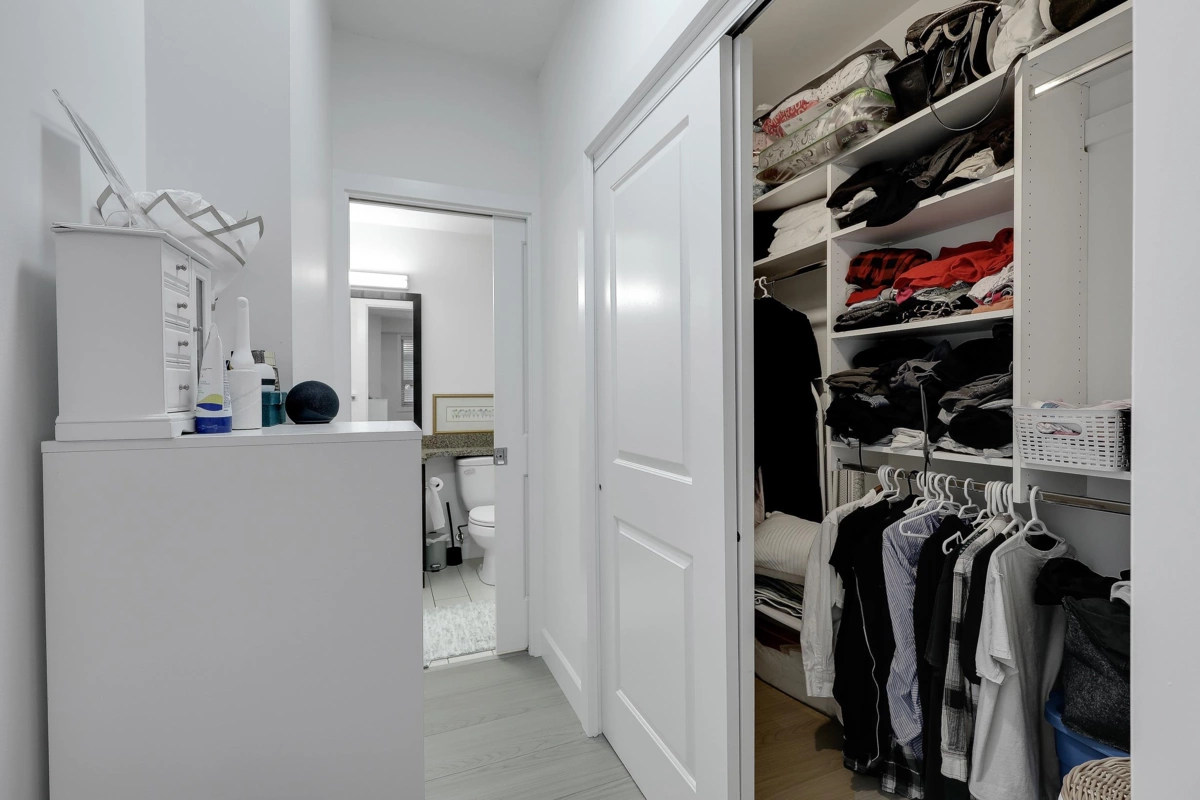 Powder Room Photo of 204 13897 Fraser Highway, Surrey, BC