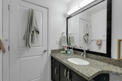 Office / Den Photo of 204 13897 Fraser Highway, Surrey, BC