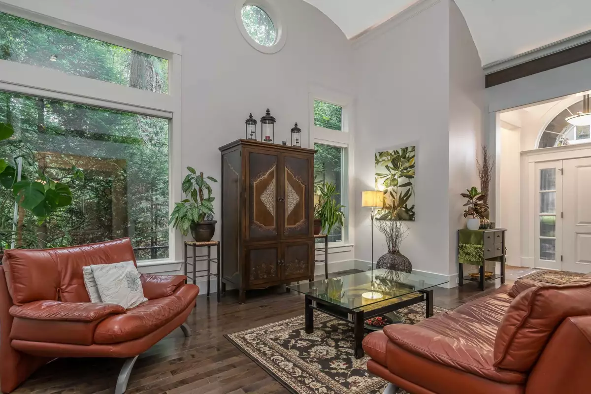 Dining Area Photo of 3428 150b Street, Surrey, BC