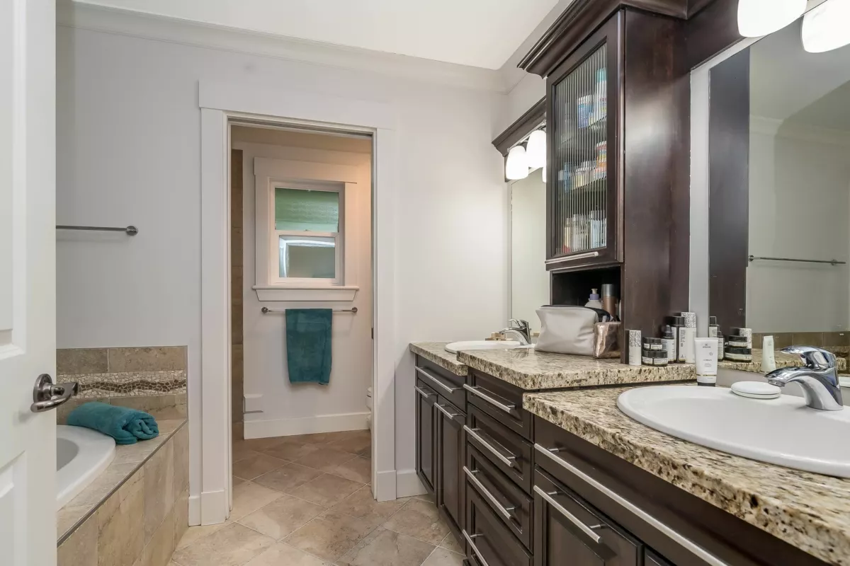 Guest Bathroom Photo of 3428 150b Street, Surrey, BC