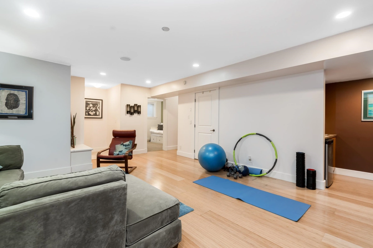 Hallway Photo of 3428 150b Street, Surrey, BC