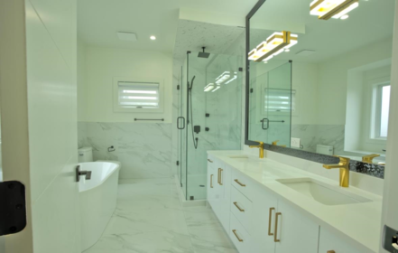 Primary Bathroom Photo of 5949 142 Street, Surrey, BC