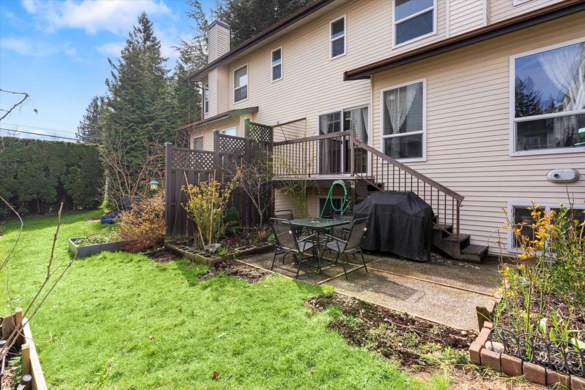 Aerial View of 2 33951 Marshall Road, Abbotsford, BC