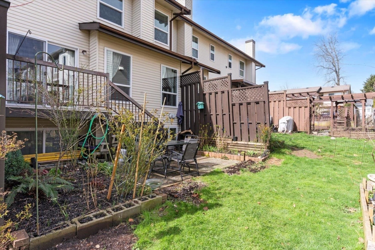 Street View Photo of 2 33951 Marshall Road, Abbotsford, BC