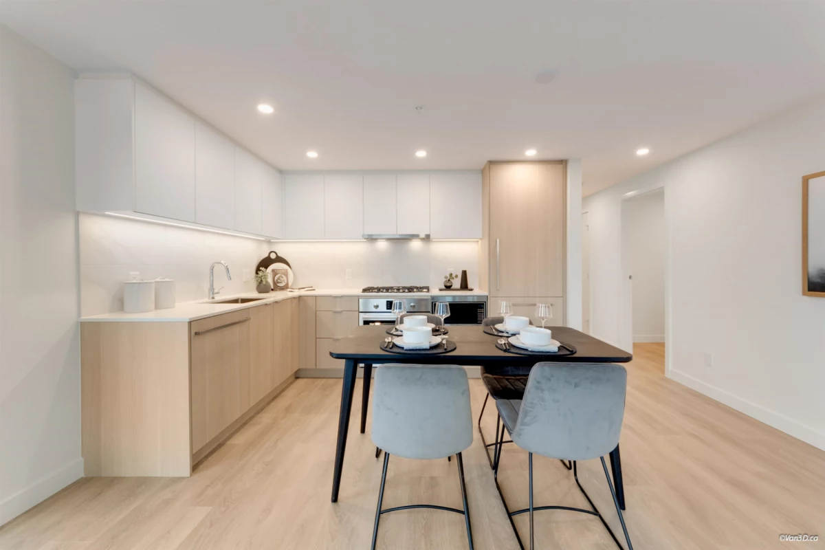 Family Room Photo of 2707 308 Alderson Avenue, Coquitlam, BC