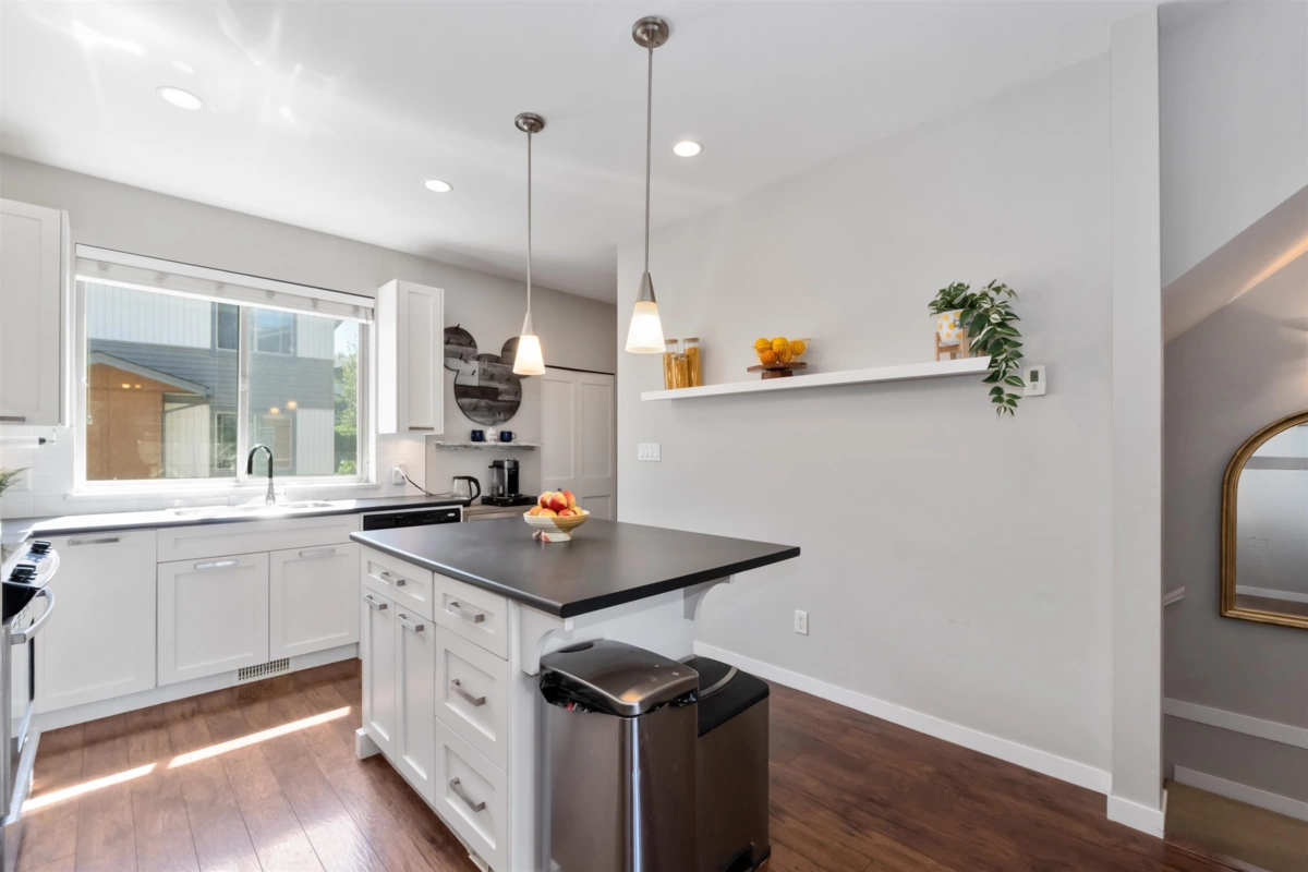 Bedroom 2 Photo of 76 34248 King Road, Abbotsford, BC