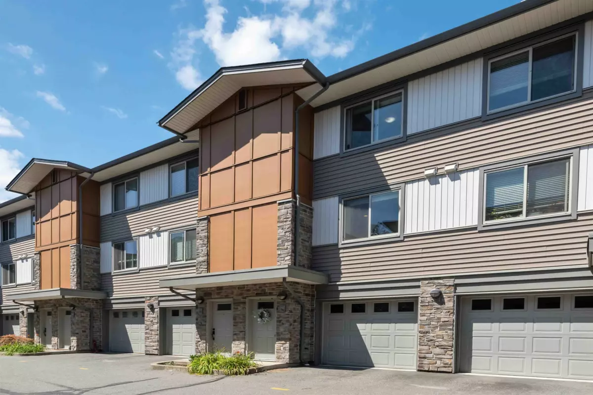 Exterior Front Photo of 76 34248 King Road, Abbotsford, BC