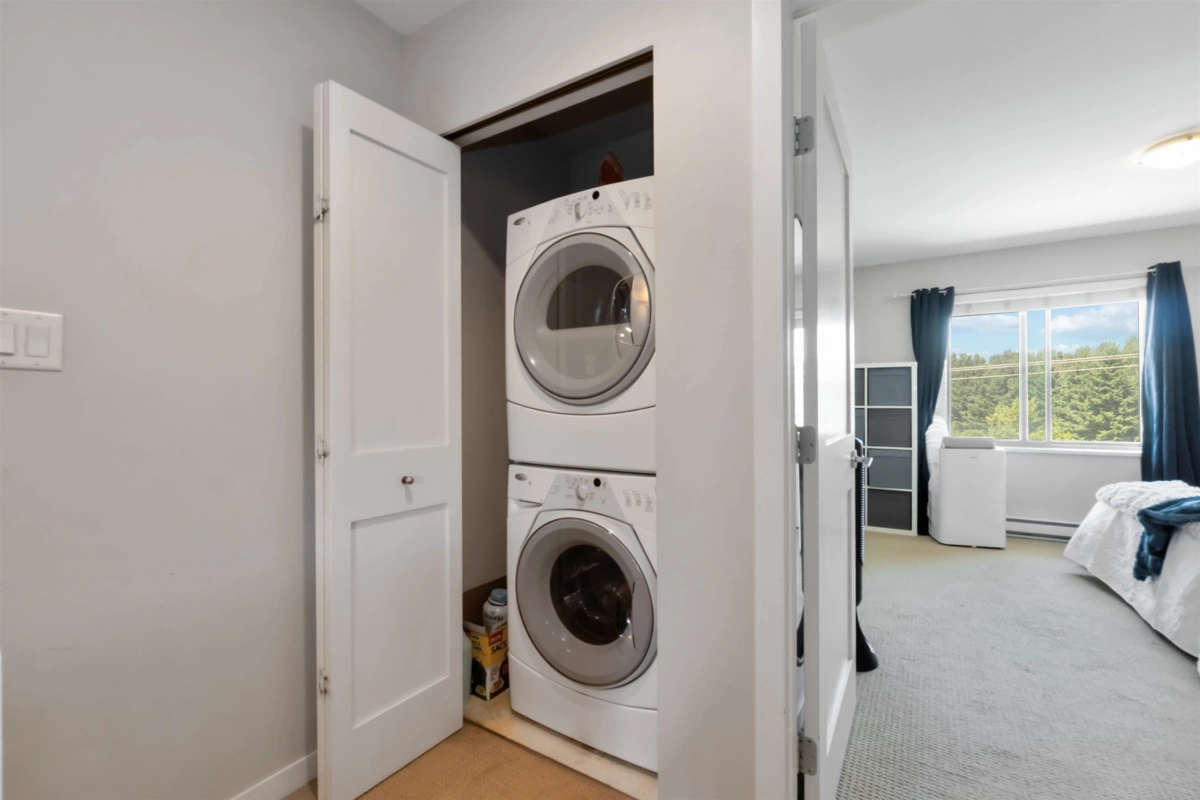Laundry Room Photo of 76 34248 King Road, Abbotsford, BC