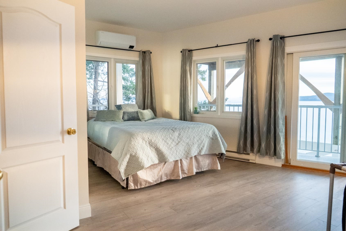 Backyard Photo of 37189 Schooner Way, Pender Island, BC