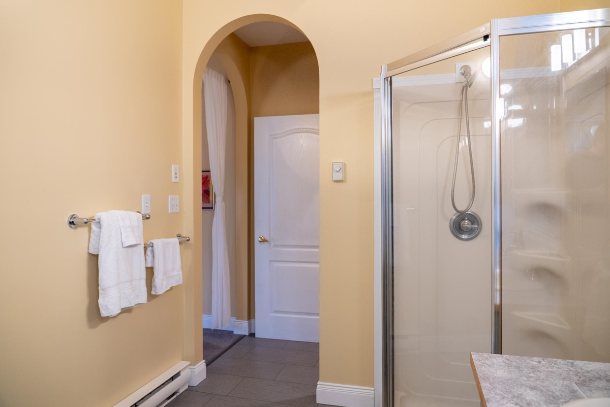 Laundry Room Photo of 37189 Schooner Way, Pender Island, BC