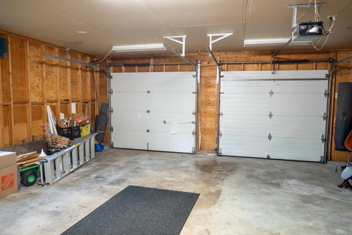 Outdoor Deck Photo of 37189 Schooner Way, Pender Island, BC