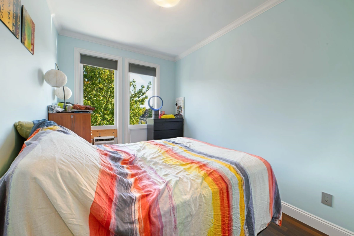 Powder Room Photo of 201 75 N Renfrew Street, Vancouver, BC