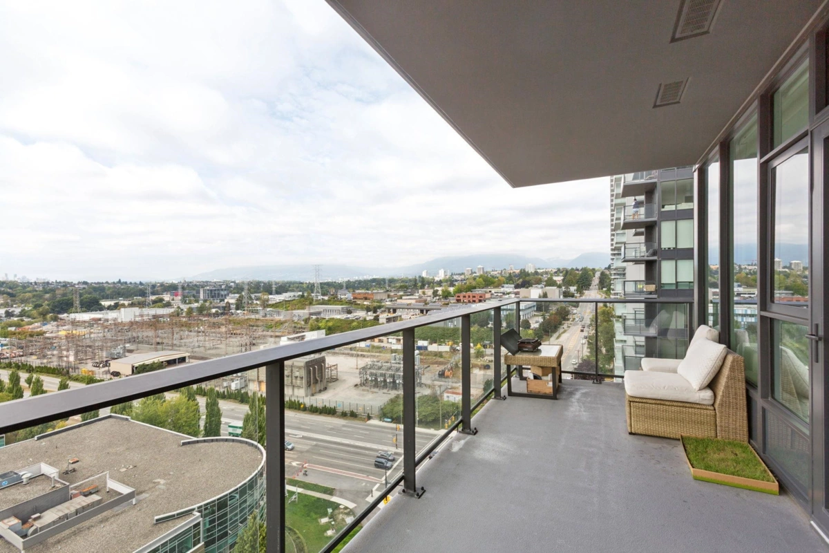 Powder Room Photo of 1305 2186 Gilmore Avenue, Burnaby, BC