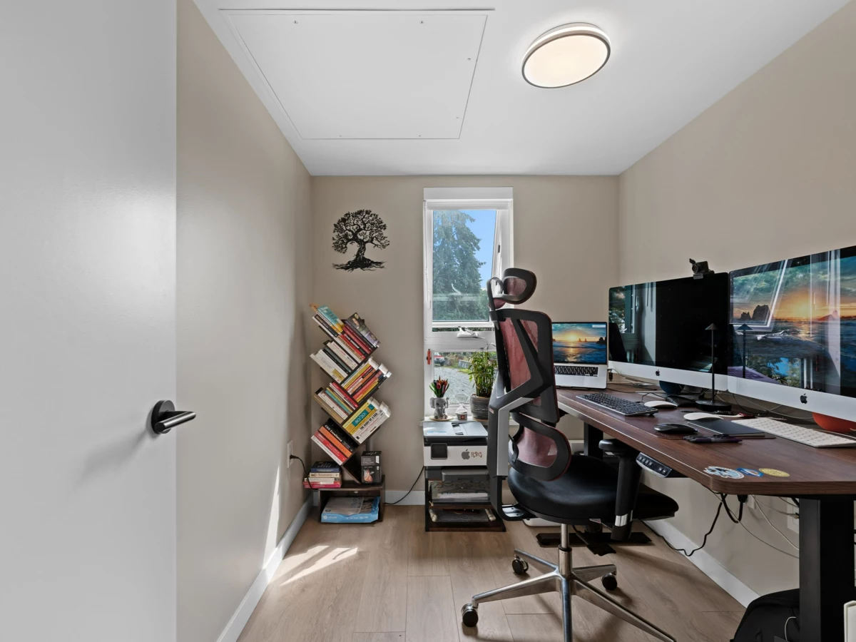 Aerial View of 161 565 E 2nd Street, North Vancouver, BC