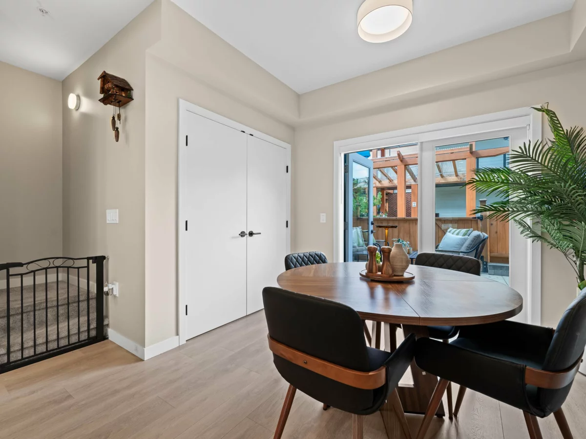 Bedroom 4 Photo of 161 565 E 2nd Street, North Vancouver, BC