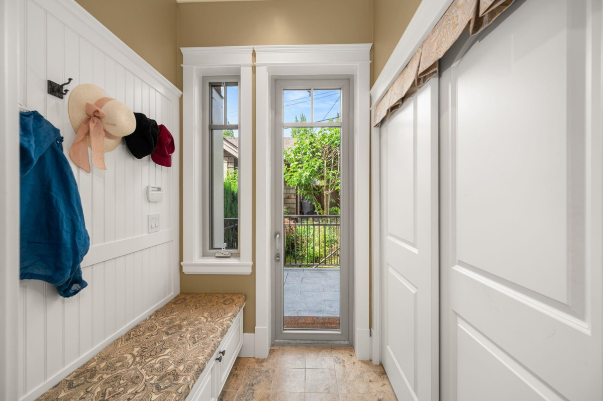 Hot Tub / Spa Photo of 2967 W 43rd Avenue, Vancouver, BC