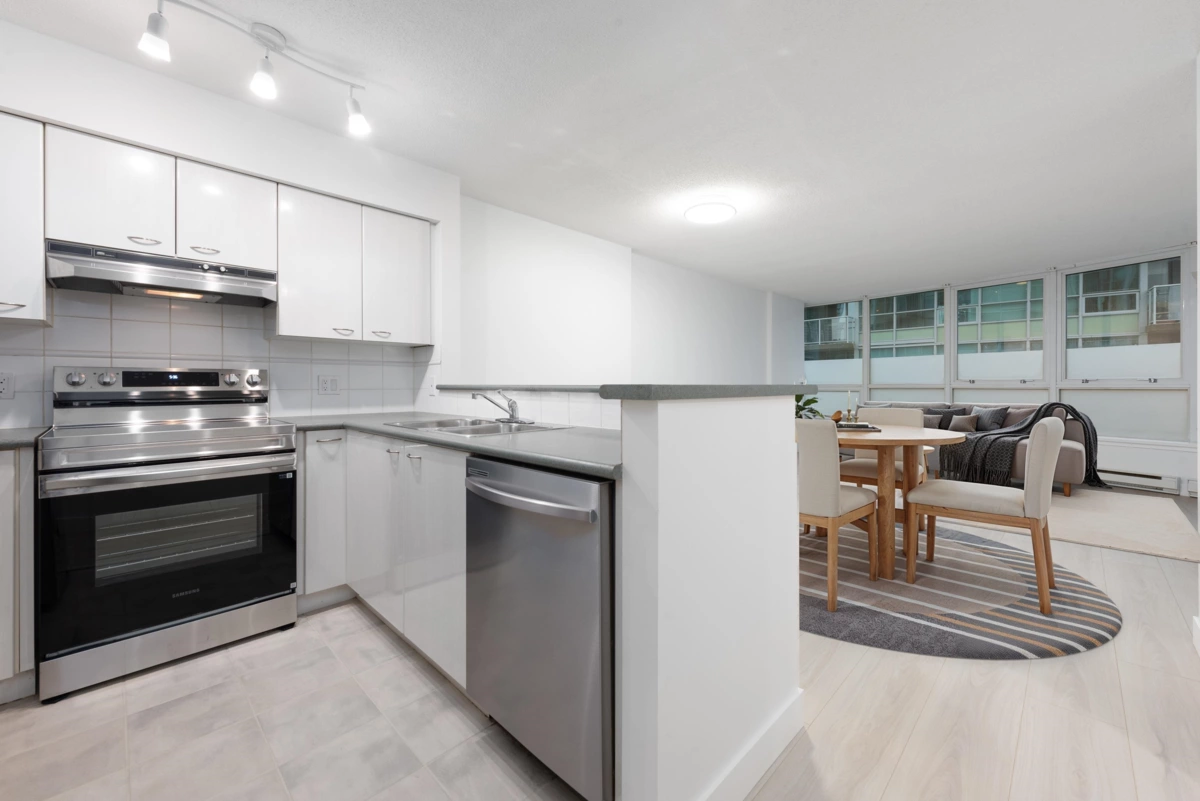 Dining Area Photo of 608 6088 Willingdon Avenue, Burnaby, BC