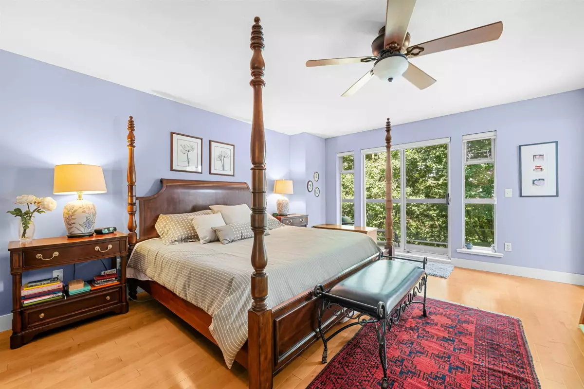 Entry Foyer Photo of 22 72 Jamieson Court, New Westminster, BC