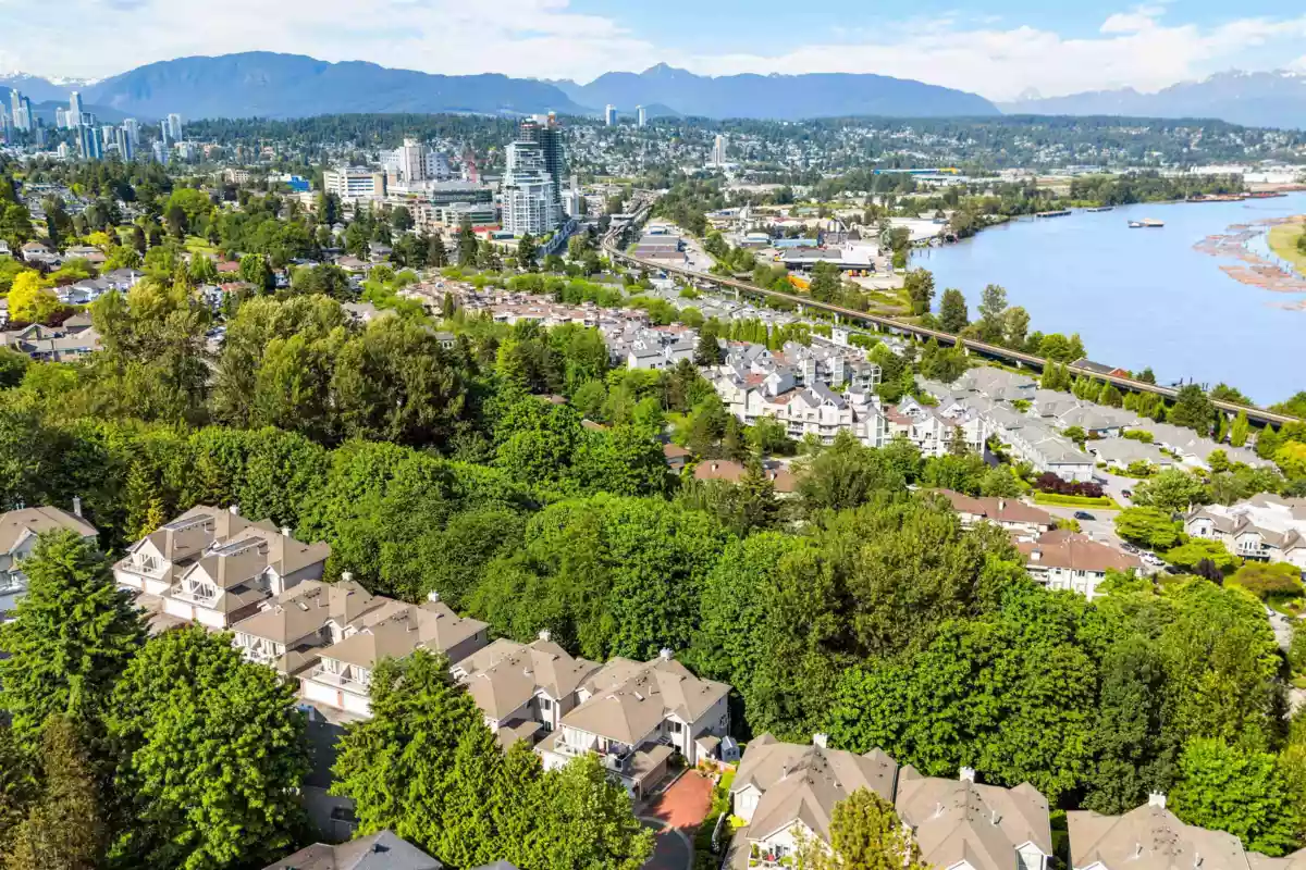 Fitness Center Photo Near 22 72 Jamieson Court, New Westminster, BC