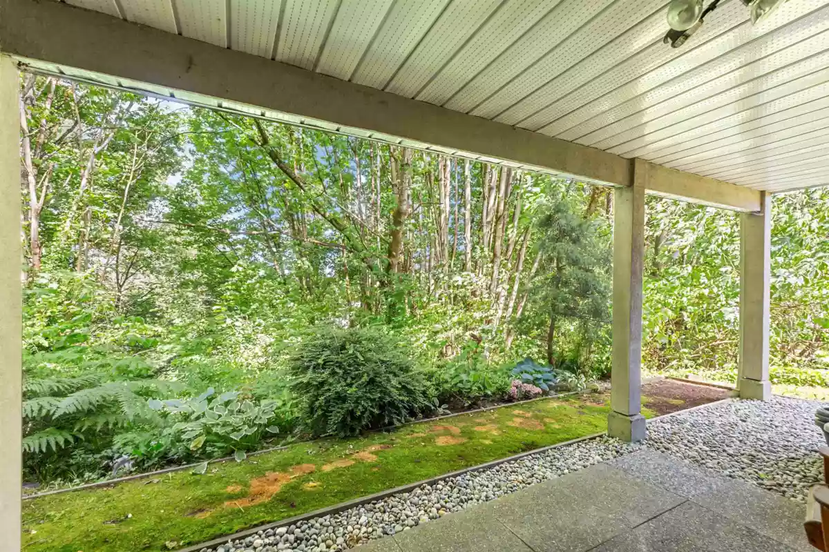 Front Yard Photo of 22 72 Jamieson Court, New Westminster, BC