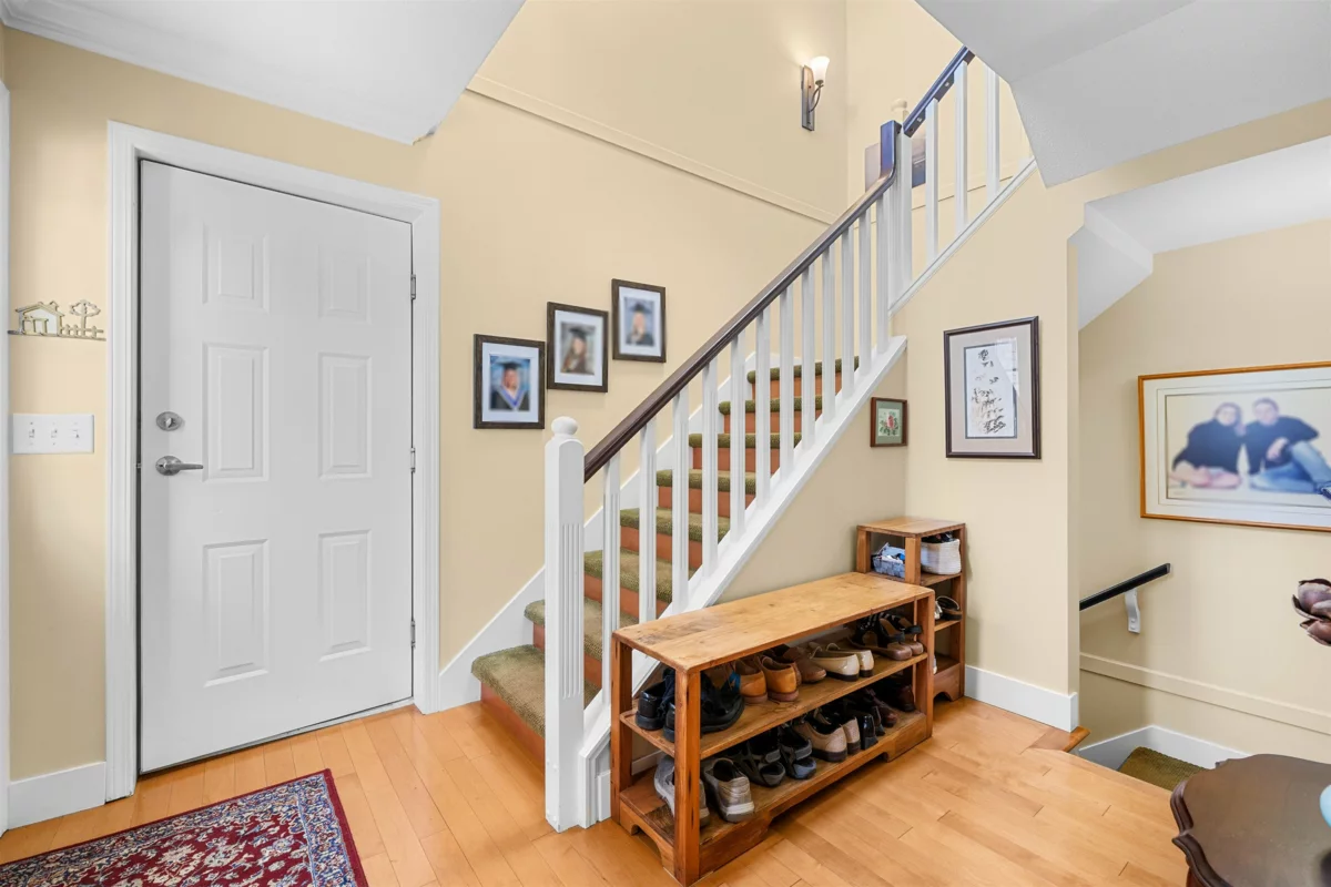 Kitchen Island Photo of 22 72 Jamieson Court, New Westminster, BC