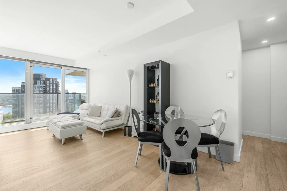 Dining Area Photo of 2609 1480 Howe Street, Vancouver, BC
