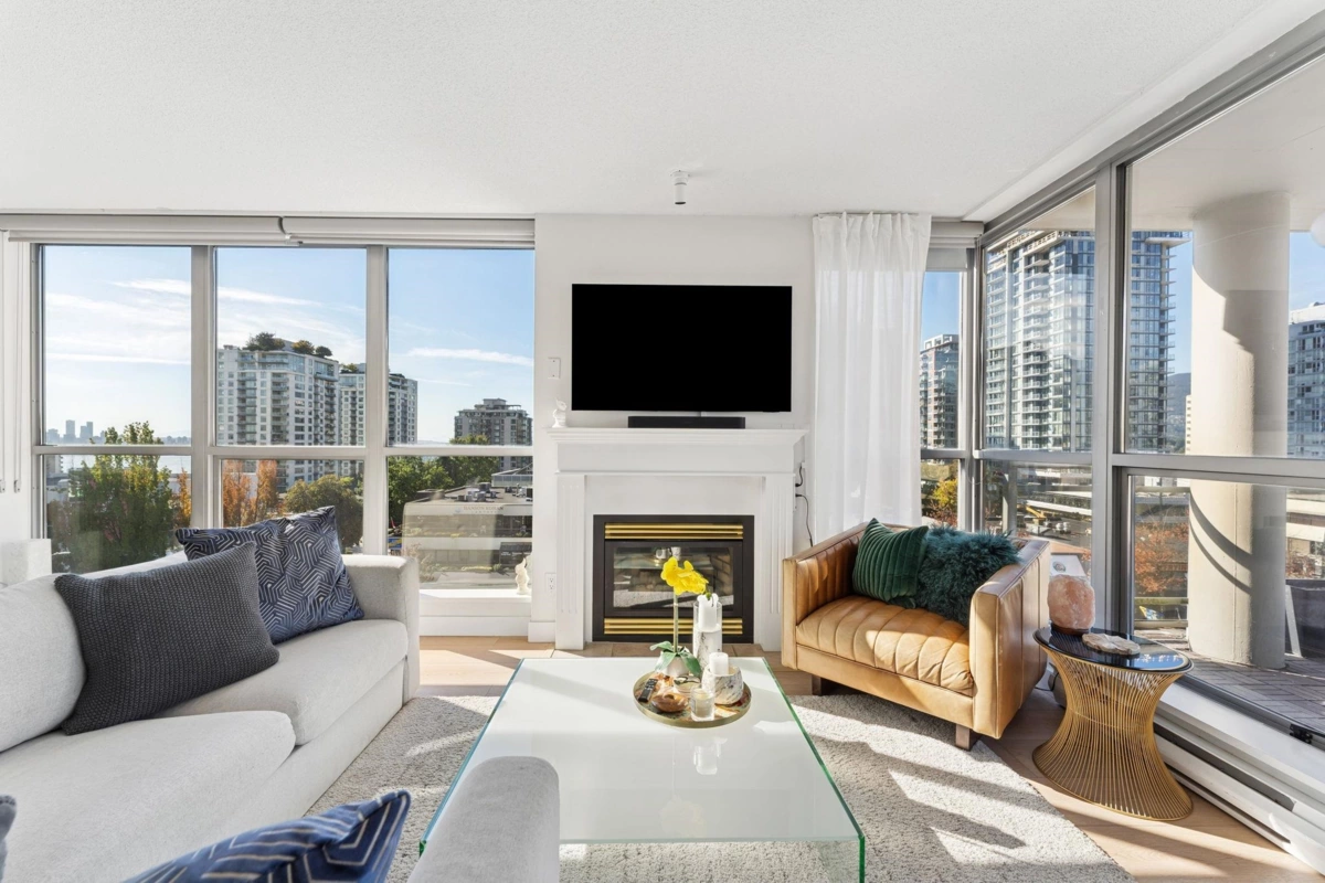 Family Room Photo of 601 108 E 14th Street, North Vancouver, BC