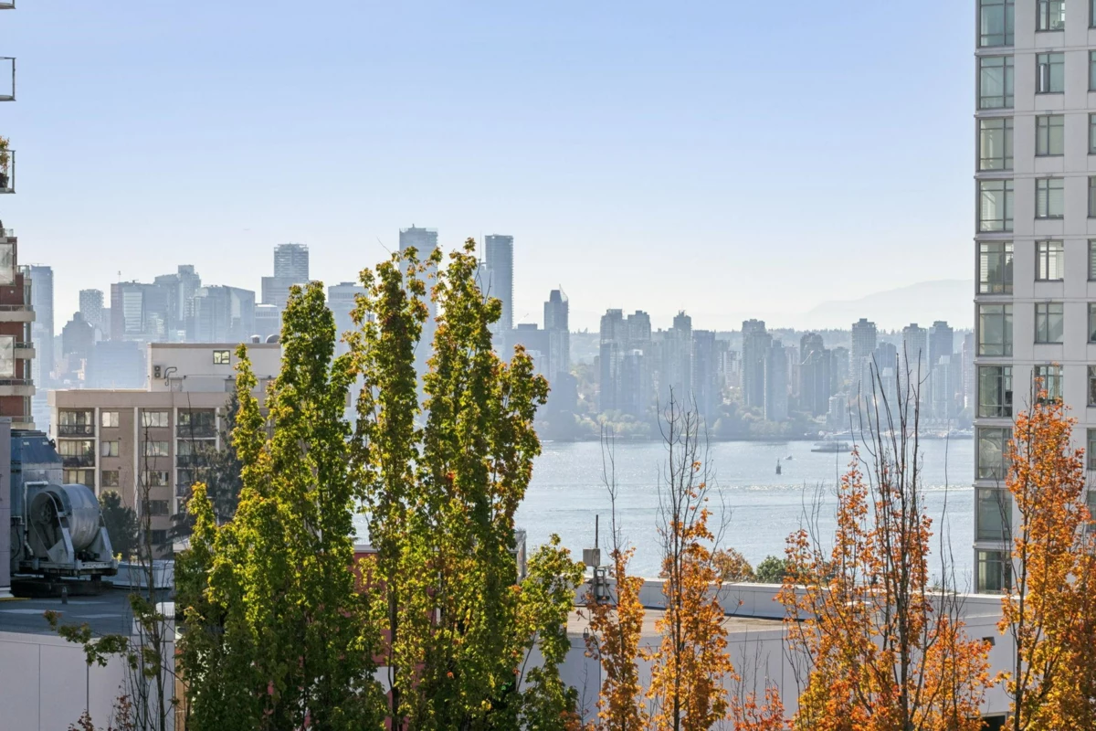 Outdoor Patio Photo of 601 108 E 14th Street, North Vancouver, BC