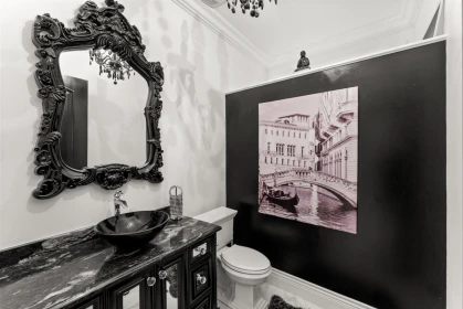 Entry Foyer Photo of 4434 60b Street, Delta, BC