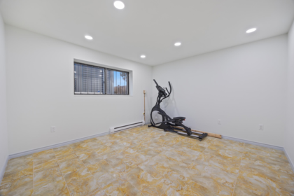 Hallway Photo of 8255 18th Avenue, Burnaby, BC