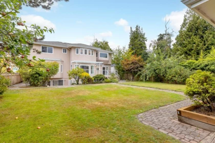 Front Yard Photo of 6968 Churchill Street, Vancouver, BC