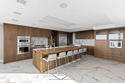 Kitchen Photo of 3102 717 Jervis Street, Vancouver, BC