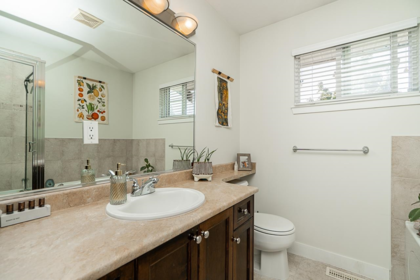 Laundry Room Photo of 16506 60th Avenue, Surrey, BC