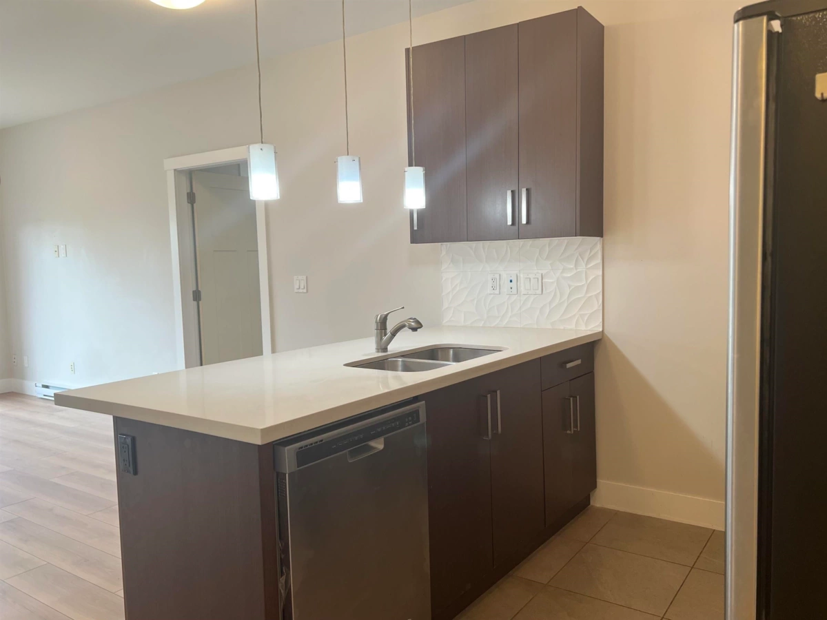 Dining Area Photo of 305 5288 Beresford Street, Burnaby, BC