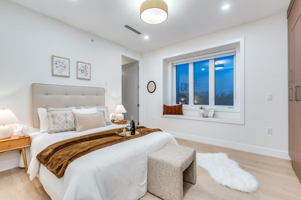 Basement Recreation Room Photo of 1 2943 E 44th Avenue, Vancouver, BC